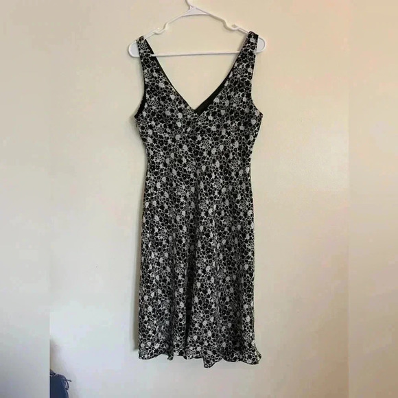 Express World Brand Floral Print Summer Dress - Picture 2 of 8